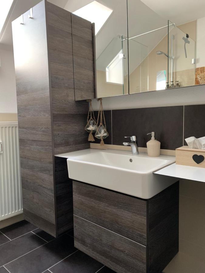 Gemuetliches & Schoenes Apartment Ichenhausen Dış mekan fotoğraf