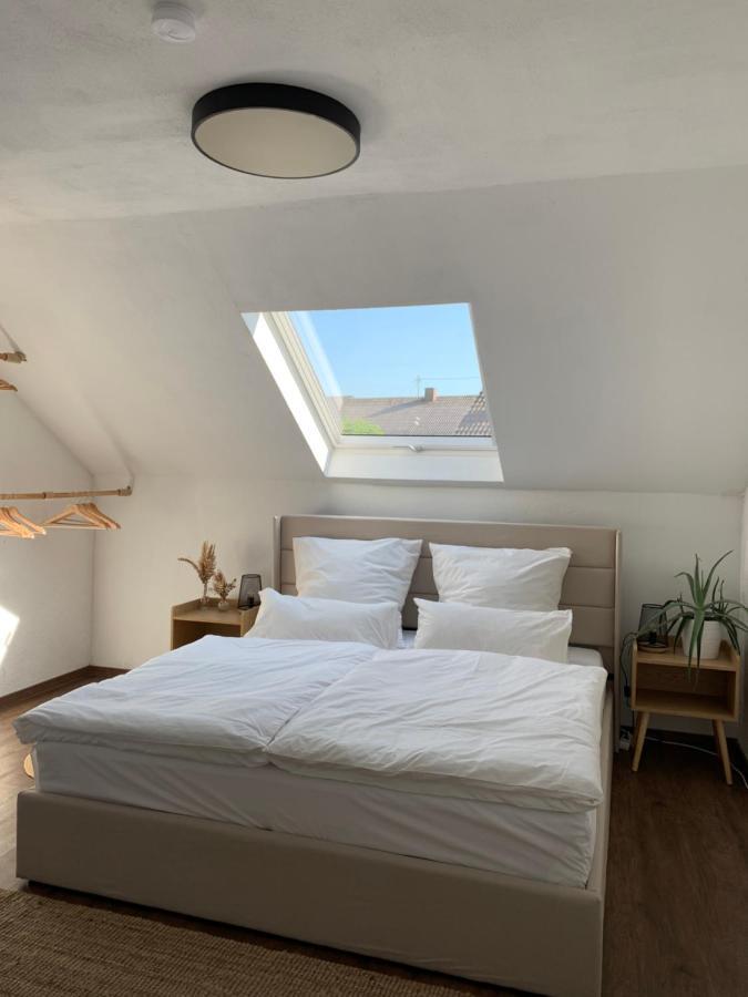 Gemuetliches & Schoenes Apartment Ichenhausen Dış mekan fotoğraf